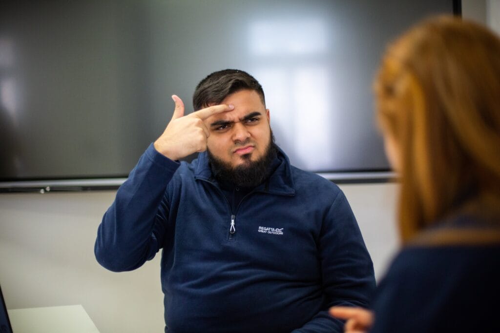 Receptive BSL Level 3 – Education, Employment & Training